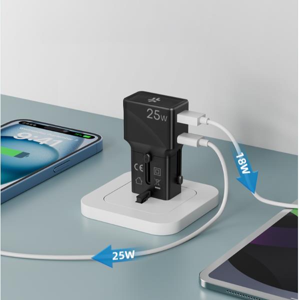 Celly MULTIPLUGSL25W - Travel charger 25W, international sockets, compatible in over 150 countries, dual USB-A and USB-C ports
